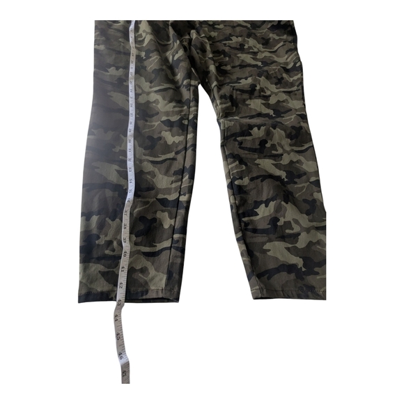 Camouflage Print Pants. Plus Size 4X. New - Picture 4 of 6